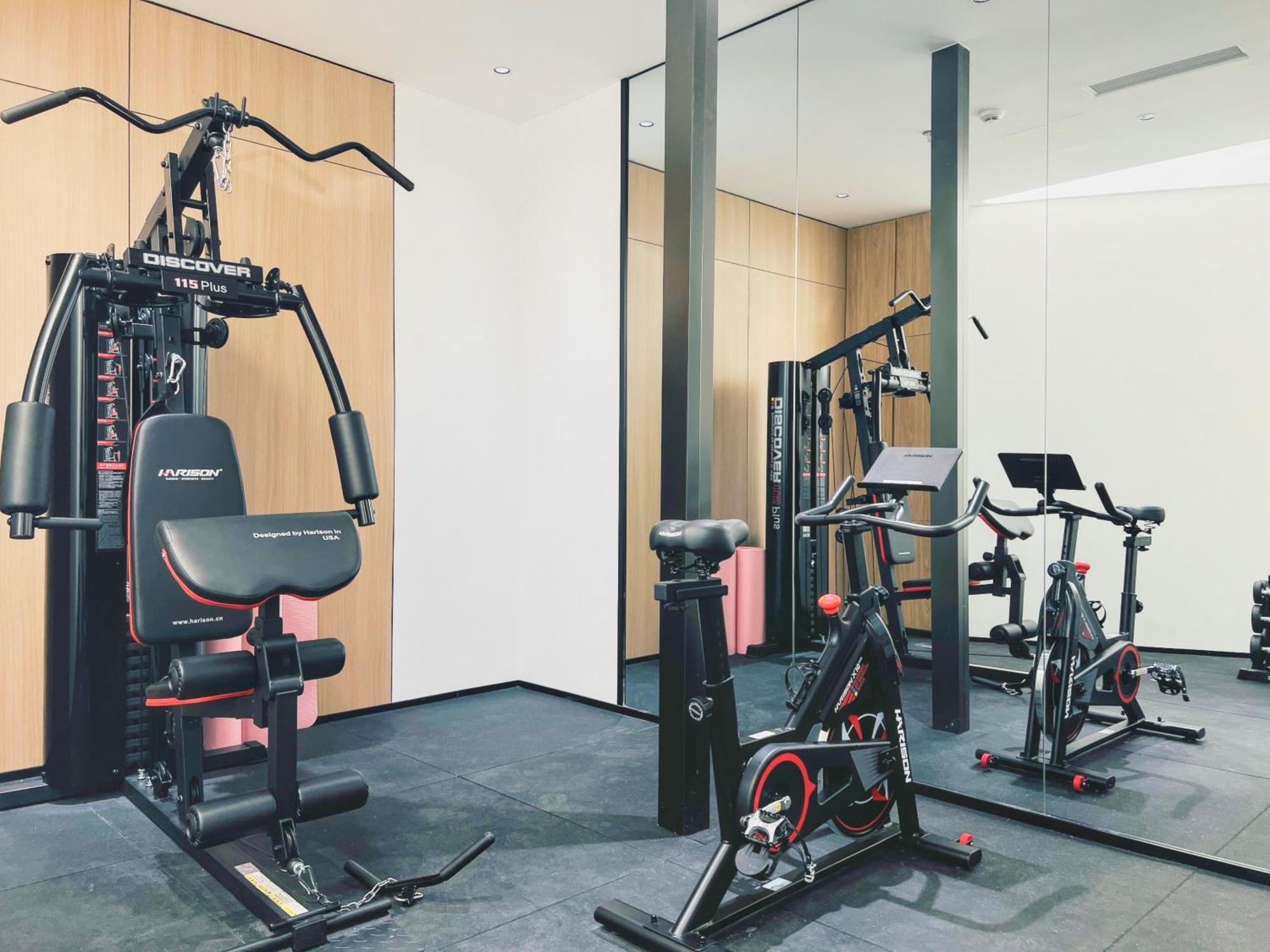 Dayin Garden Hotel -Near People'S Square & Nanjing Road-Large Social Area -Bar -Cafe -Gym -Free Laundry Luggage Storage -24H Front Desk-English Service 上海市 エクステリア 写真