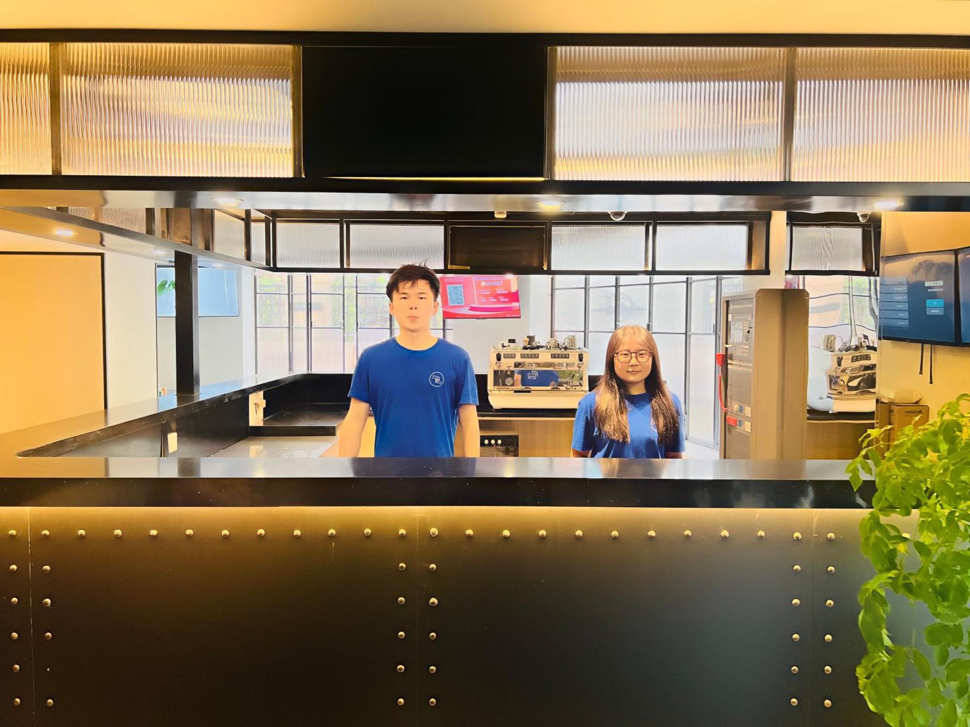 Dayin Garden Hotel -Near People'S Square & Nanjing Road-Large Social Area -Bar -Cafe -Gym -Free Laundry Luggage Storage -24H Front Desk-English Service 上海市 エクステリア 写真