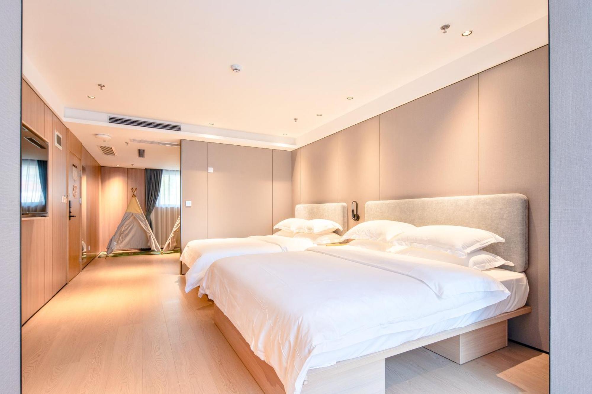 Dayin Garden Hotel -Near People'S Square & Nanjing Road-Large Social Area -Bar -Cafe -Gym -Free Laundry Luggage Storage -24H Front Desk-English Service 上海市 エクステリア 写真